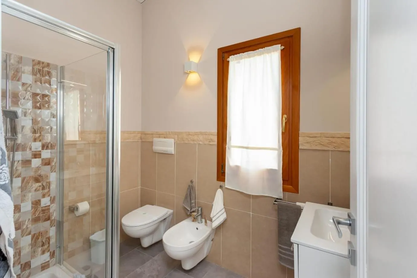 Bed & Breakfast B&B Il Glicine Lu Lioni Italien