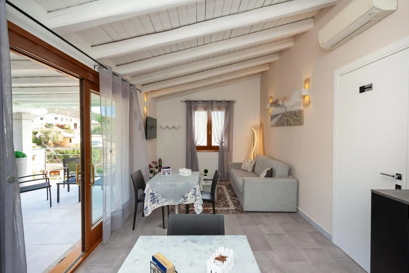 B&B Il Glicine Lu Lioni Italien